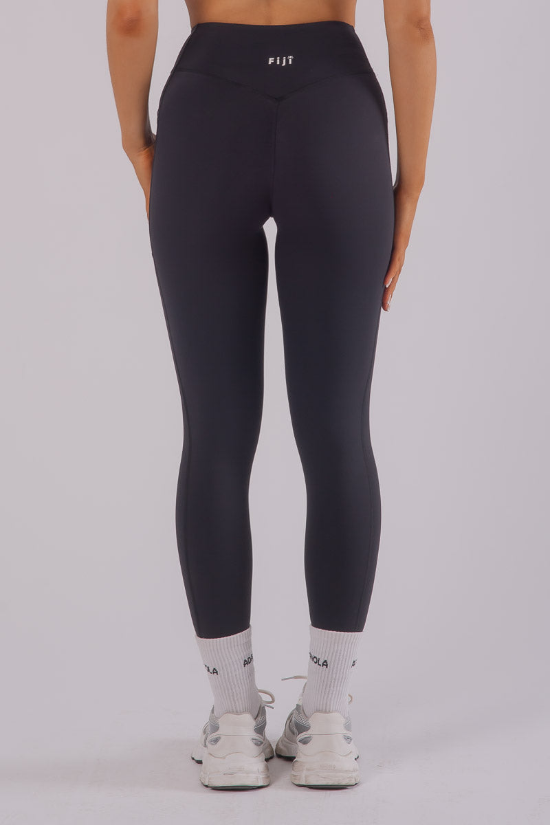 Define Seamless Leggings - RAVEN