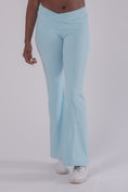 Load image into Gallery viewer, Define Seamless Flared Pant - ICE BLUE
