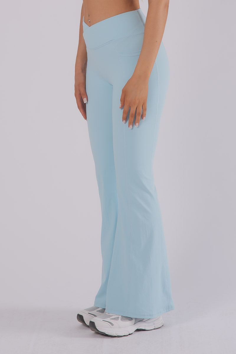 Define Seamless Flared Pant - ICE BLUE