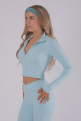 Load image into Gallery viewer, Define Seamless Jacket - ICE BLUE
