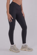 Load image into Gallery viewer, Ribbed Dream Leggings - RAVEN
