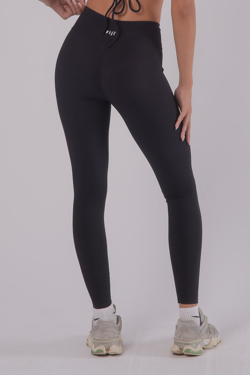 Define Seamless Leggings - RAVEN